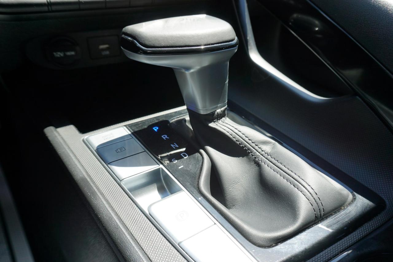 2021 Hyundai Elantra ULTIMATE TECH IVT CERTIFIED CAMERA NAV BLUETOOTH LEATHER HEATED SEATS SUNROOF CRUISE ALLOYS - Photo #19
