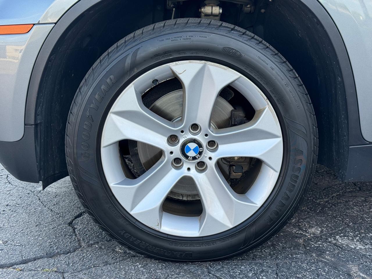 2011 BMW X6 xDrive 35i **DEALER SERVICED** - Photo #18
