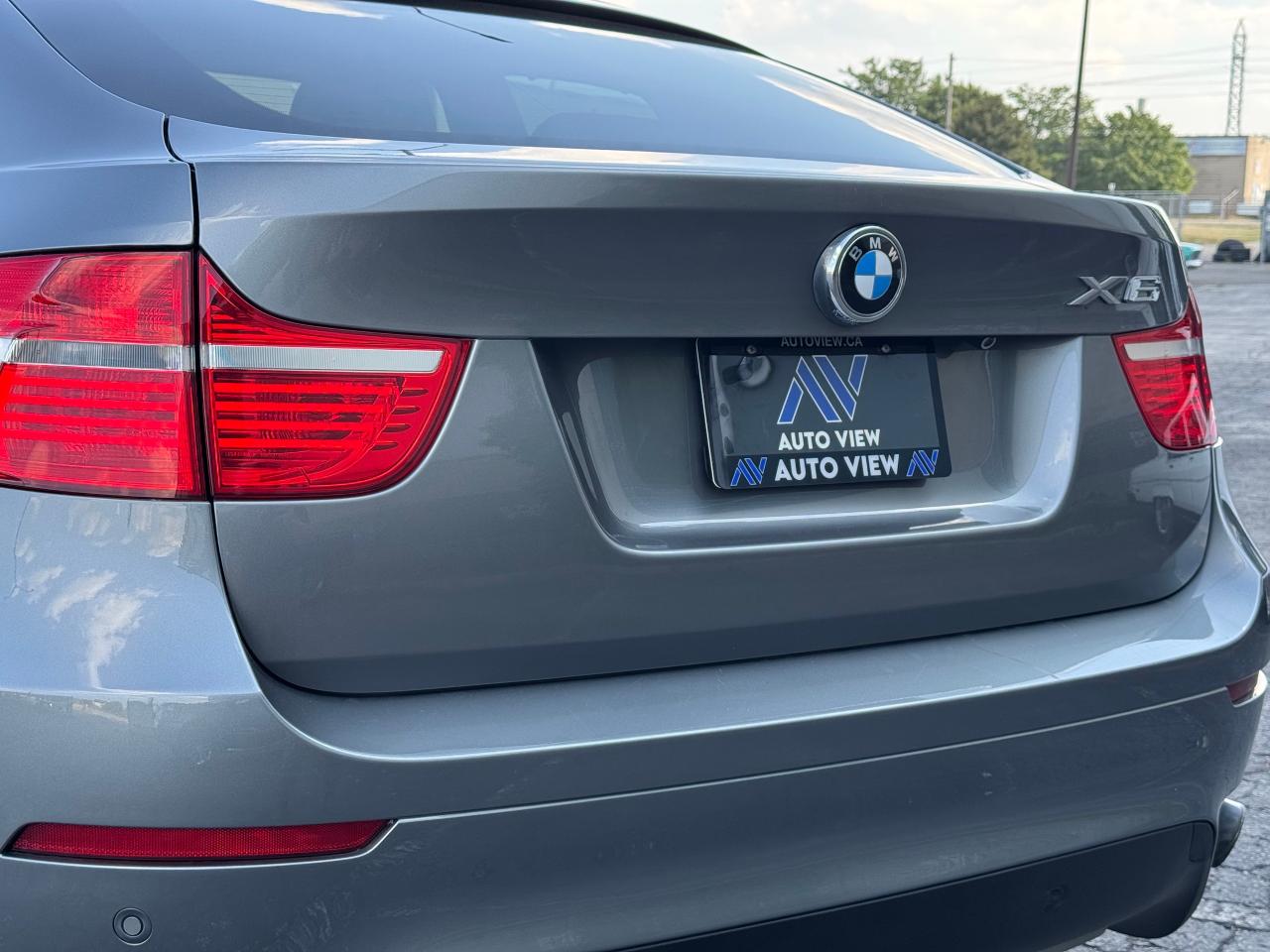 2011 BMW X6 xDrive 35i **DEALER SERVICED** - Photo #14
