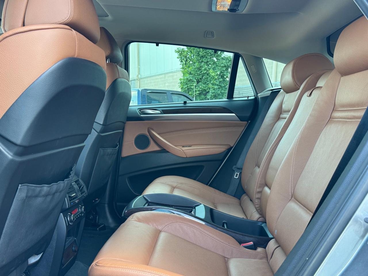 2011 BMW X6 xDrive 35i **DEALER SERVICED** - Photo #31