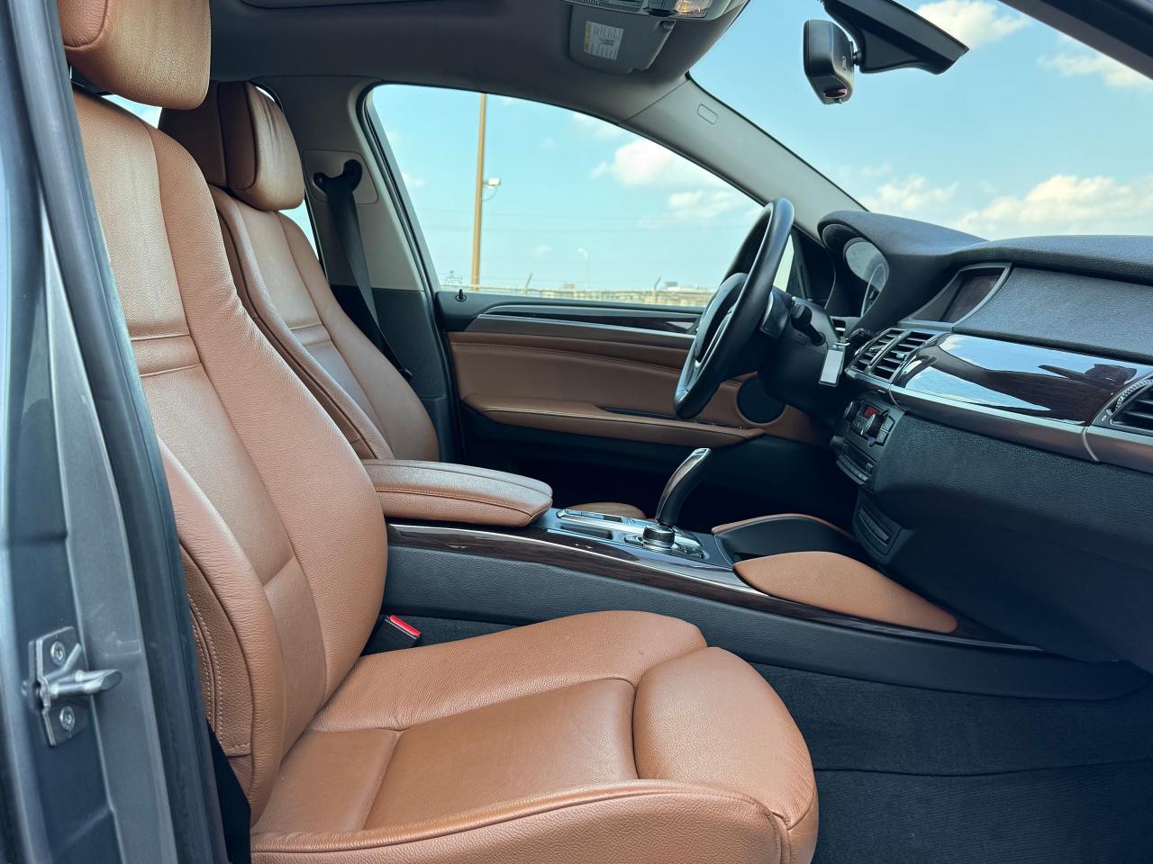 2011 BMW X6 xDrive 35i **DEALER SERVICED** - Photo #34