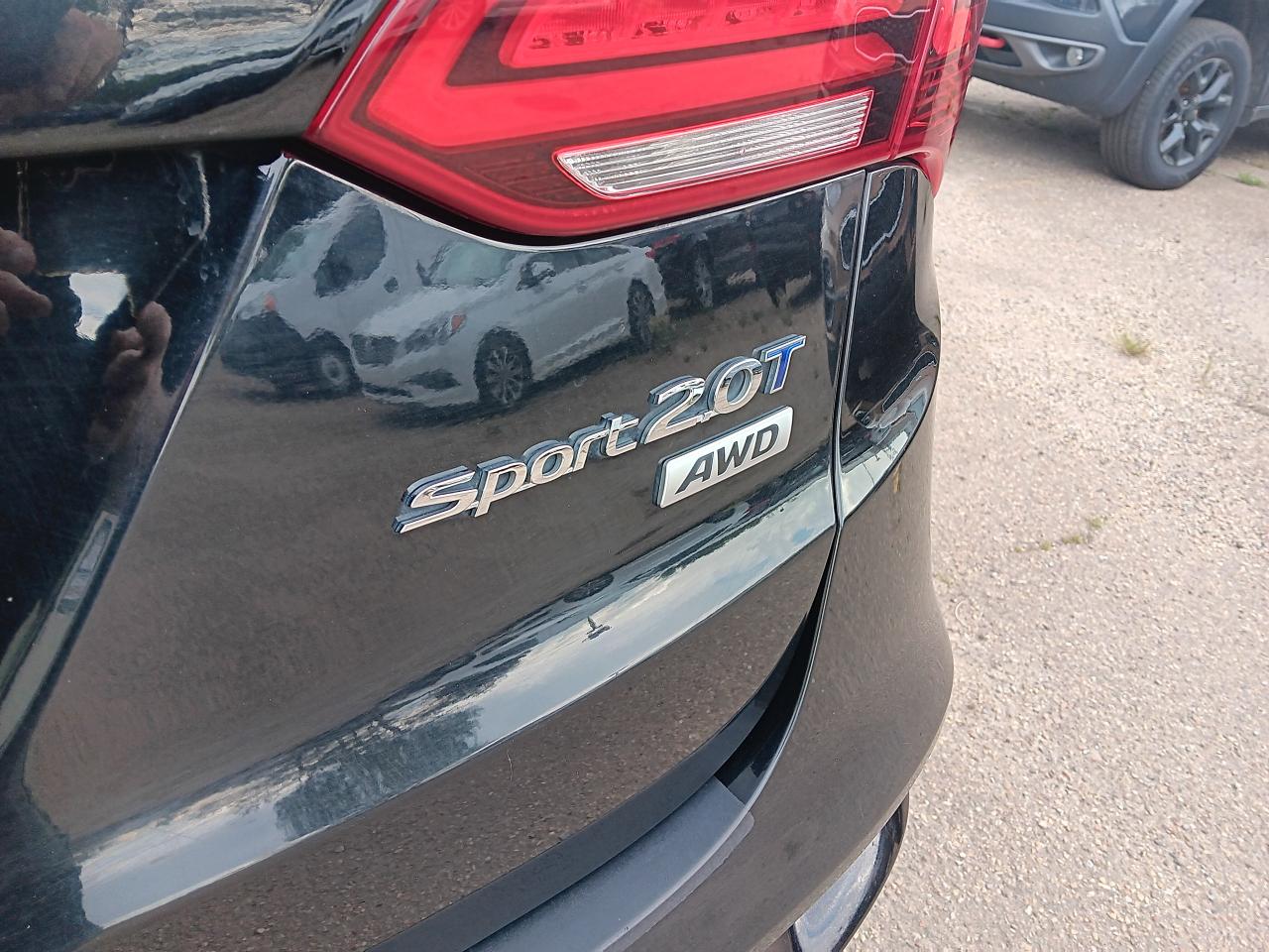 2017 Hyundai Santa Fe Sport Limited AWD Lthr,Nav BU Cam, Blindspot, Pano roof - Photo #8
