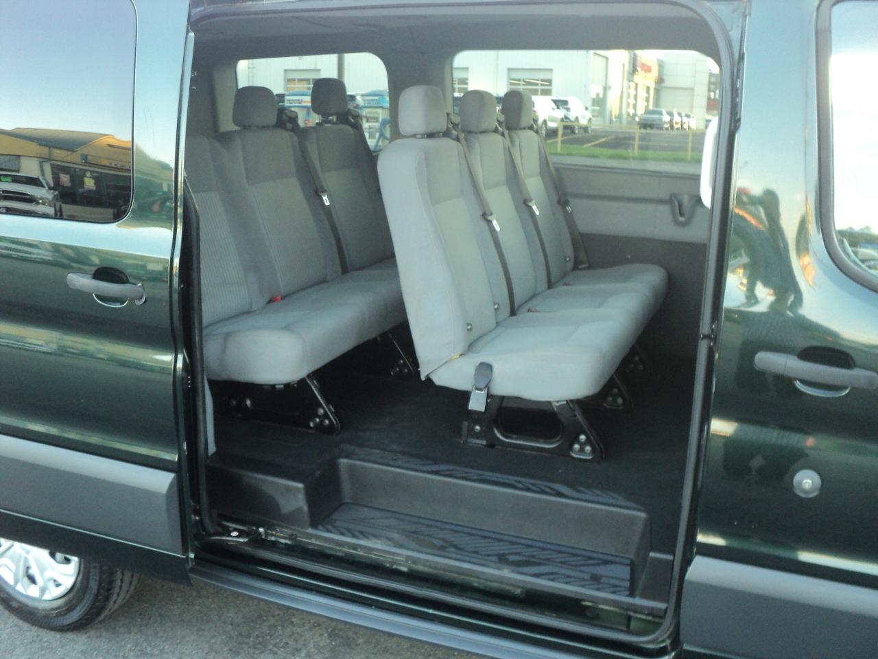2015 Ford Transit T-150 XL 8Seater 3.7L6cyl  LowRoof Sliding RH Dr - Photo #12