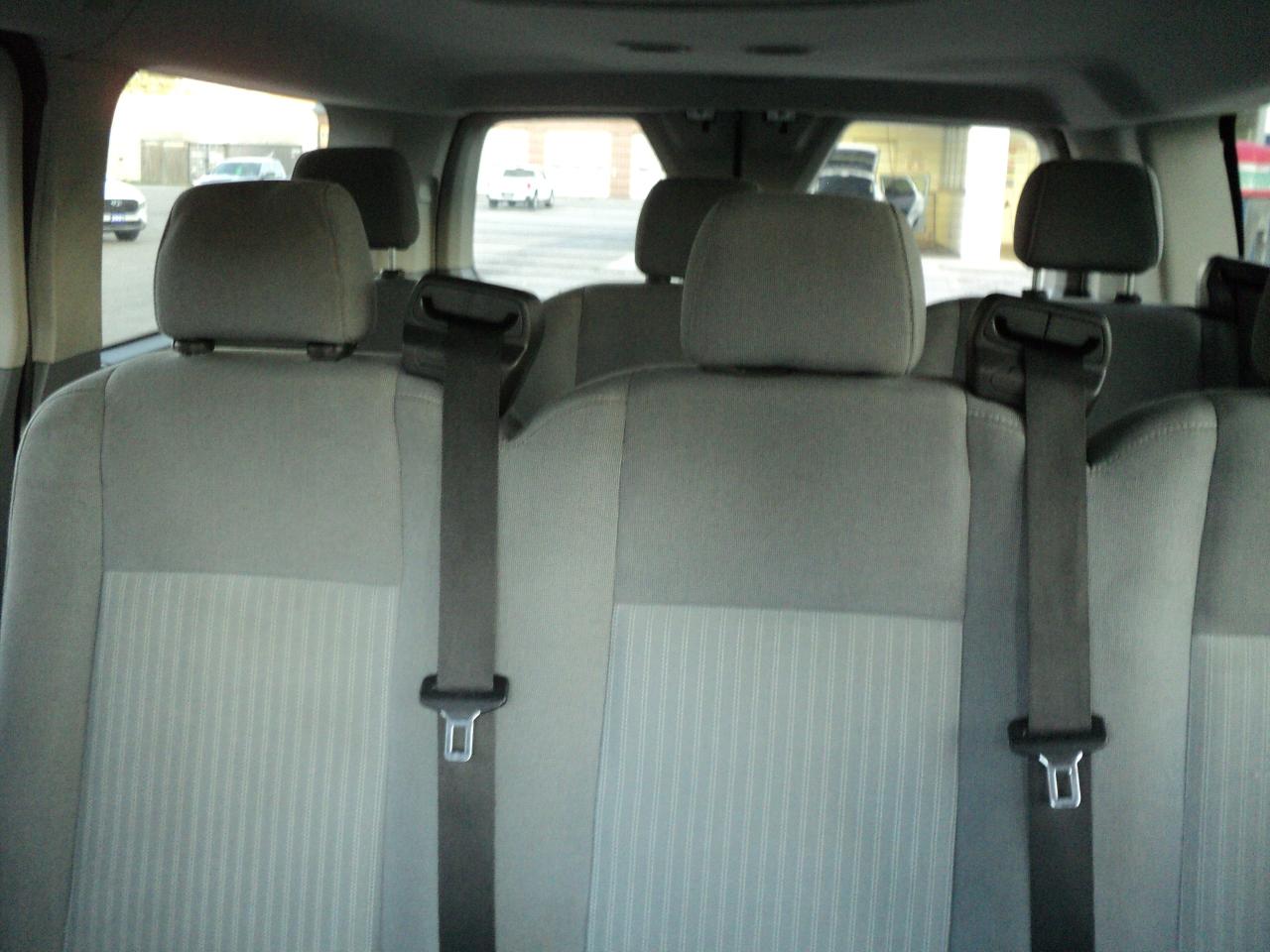 2015 Ford Transit T-150 XL 8Seater 3.7L6cyl  LowRoof Sliding RH Dr - Photo #24
