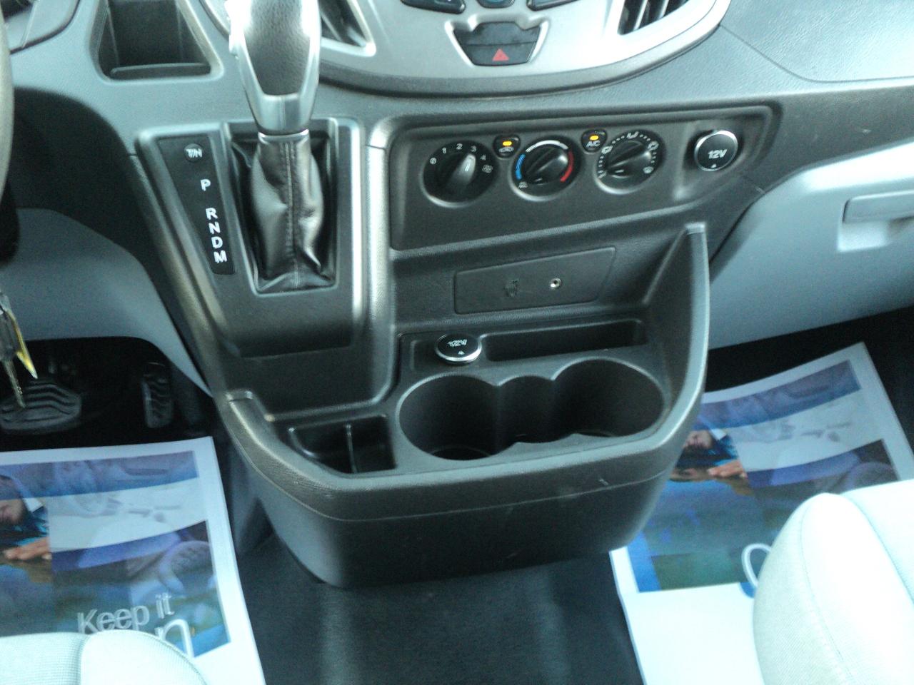 2015 Ford Transit T-150 XL 8Seater 3.7L6cyl  LowRoof Sliding RH Dr - Photo #20