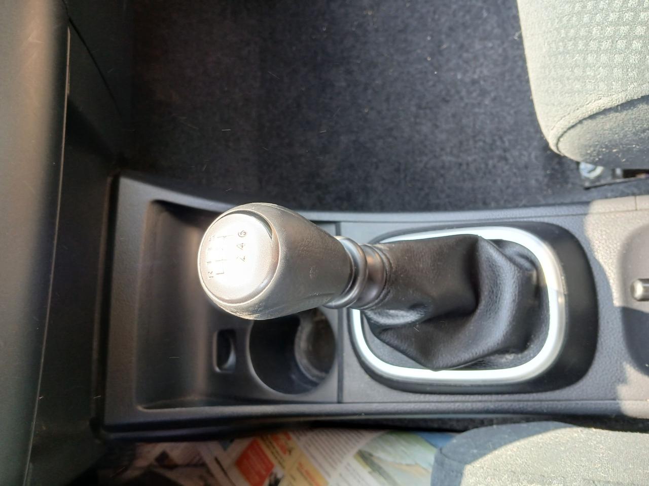 2012 Nissan Versa S - Photo #14