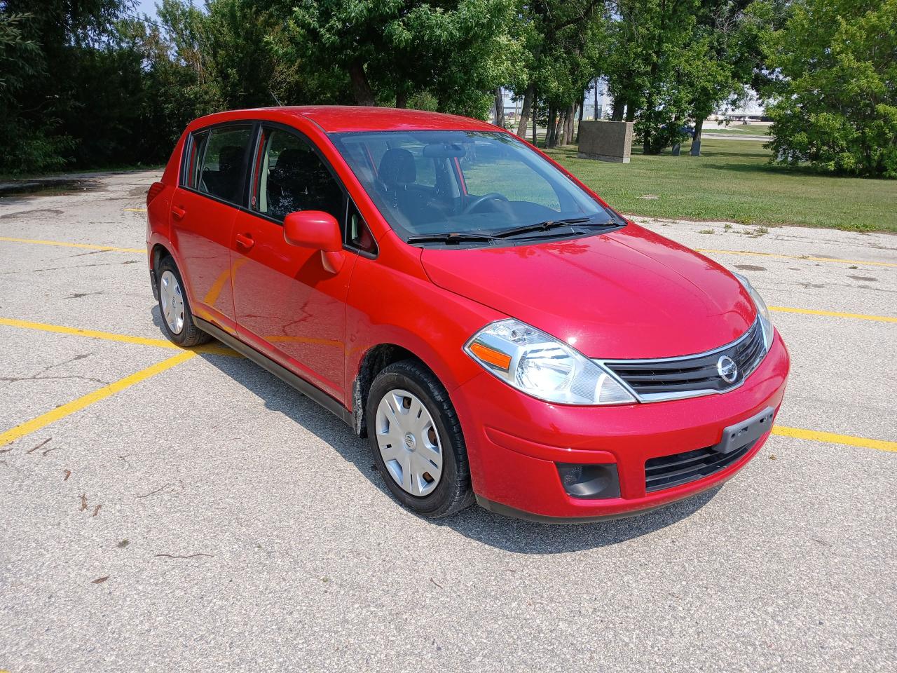2012 Nissan Versa S - Photo #3