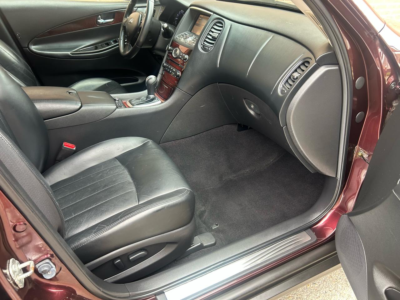2015 Infiniti QX50  - Photo #5