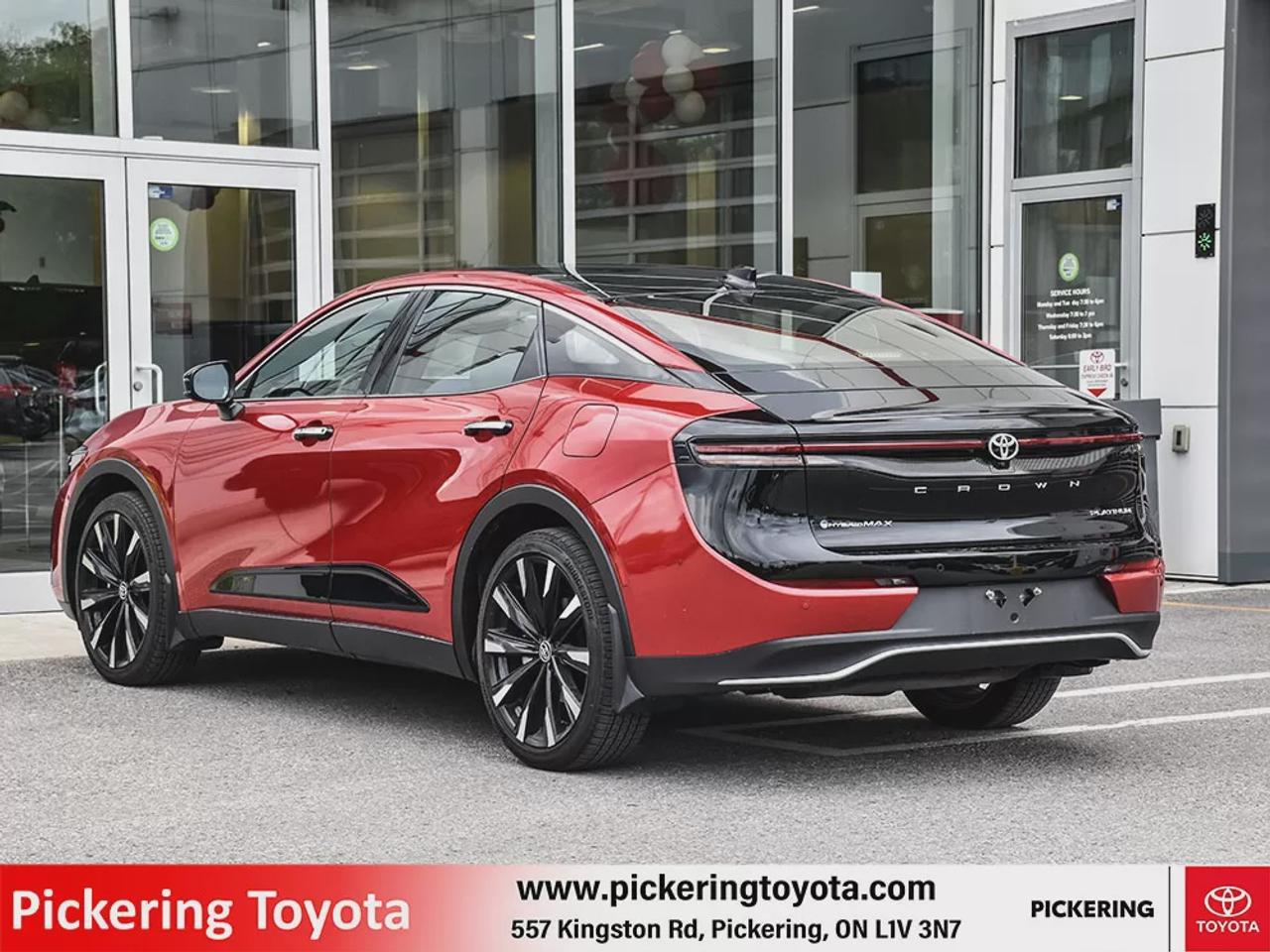 2025 Toyota Crown Platinum Photo2