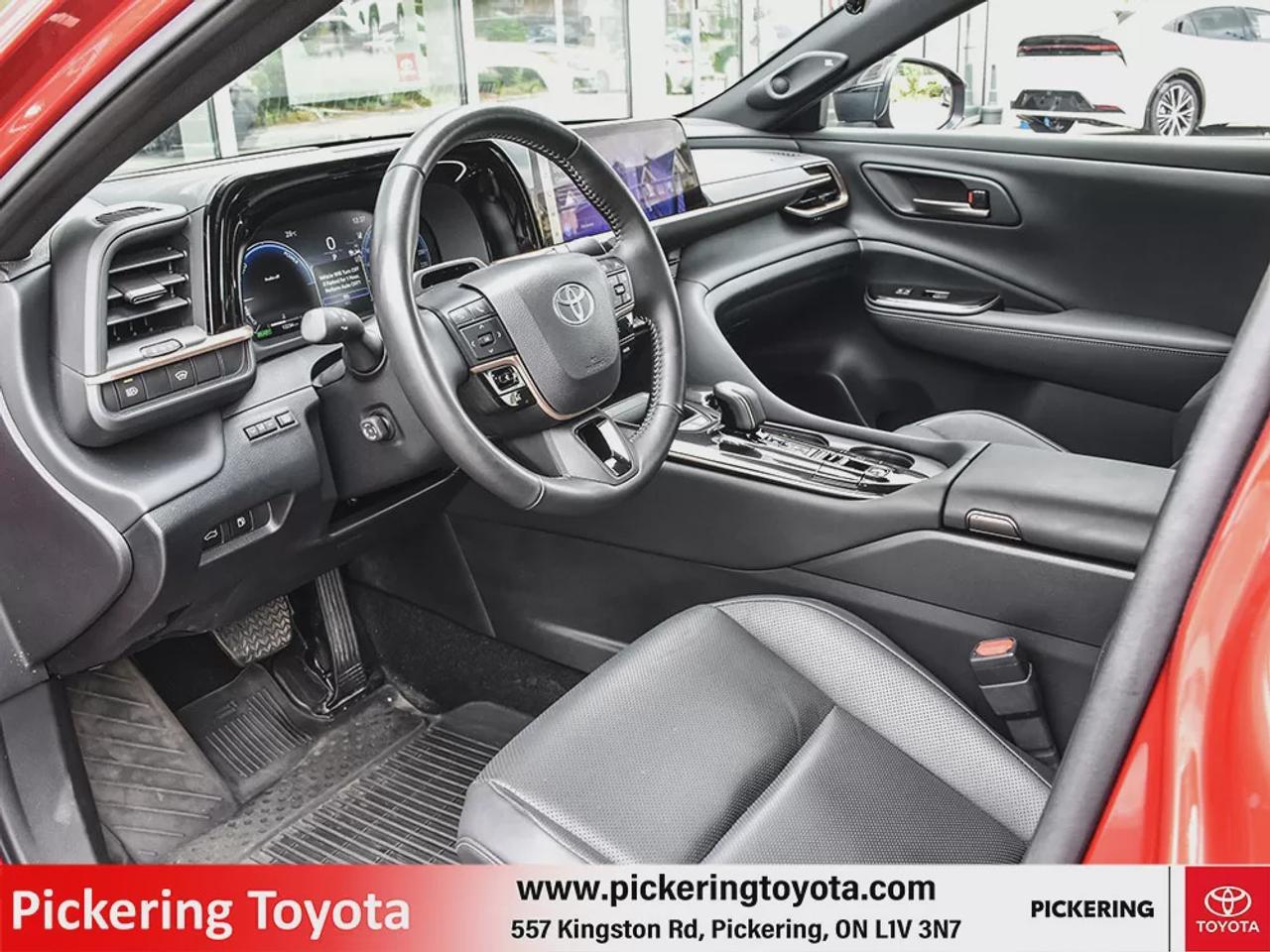 2025 Toyota Crown Platinum Photo