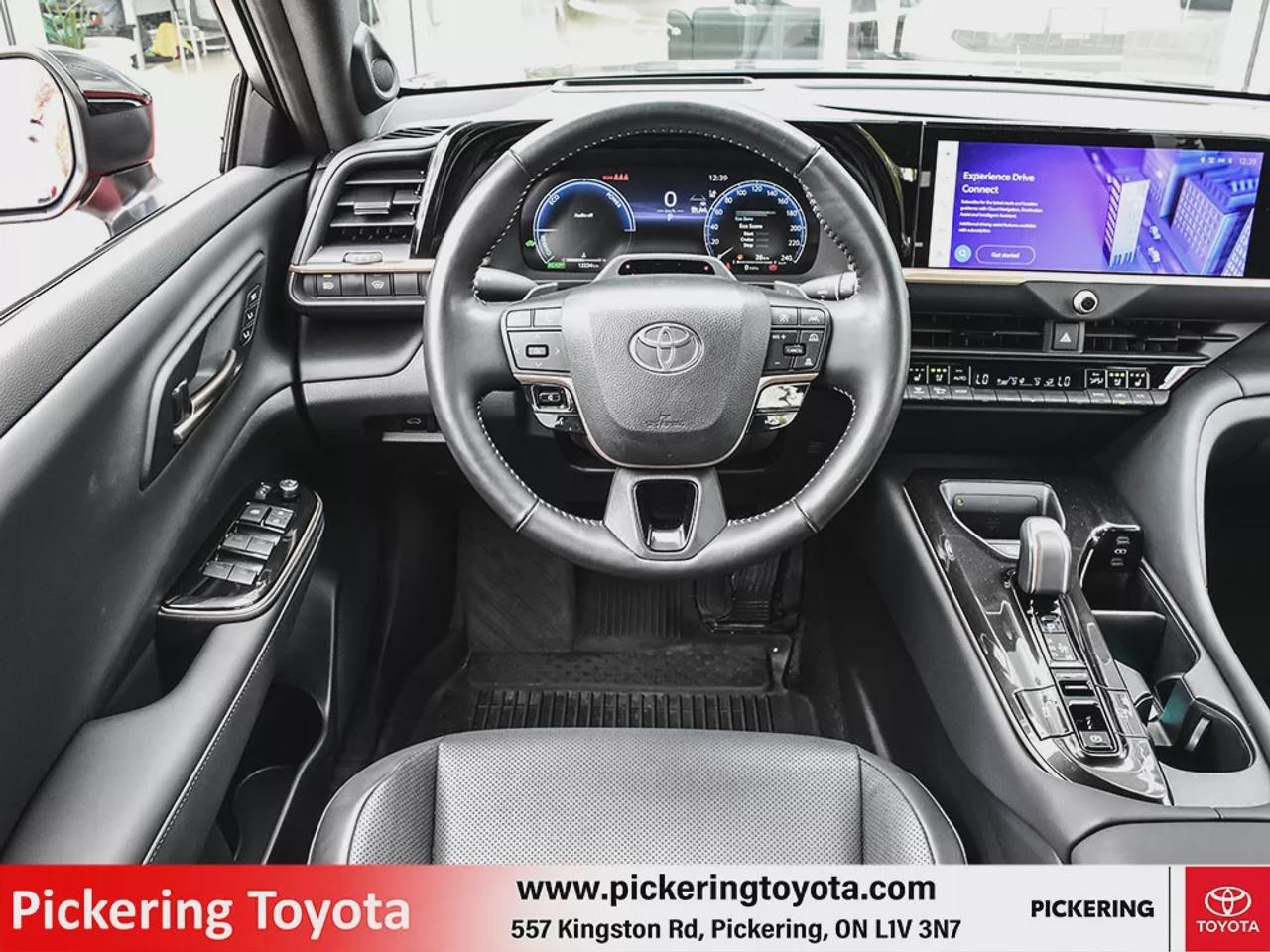 2025 Toyota Crown Platinum Photo