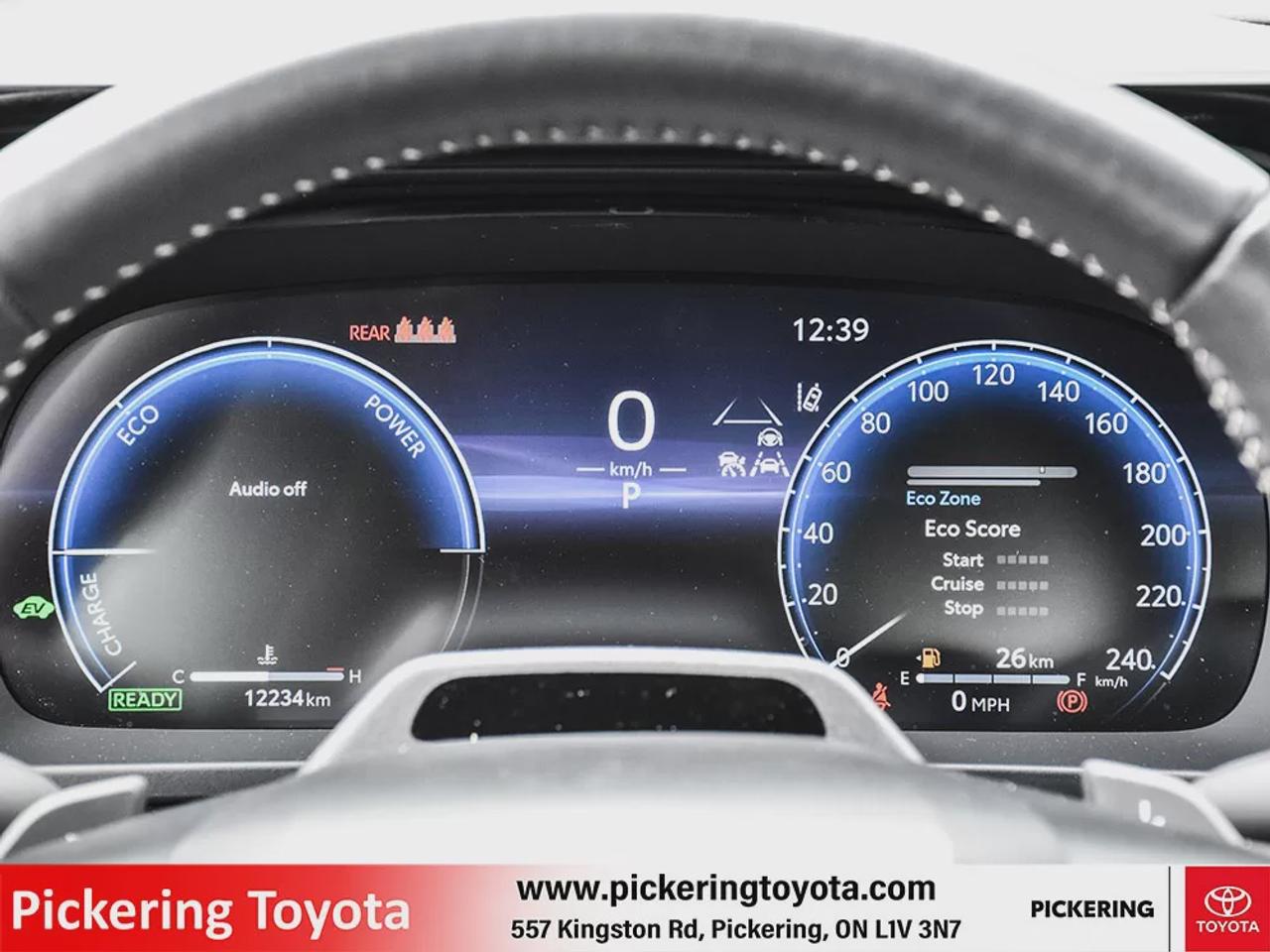 2025 Toyota Crown Platinum Photo