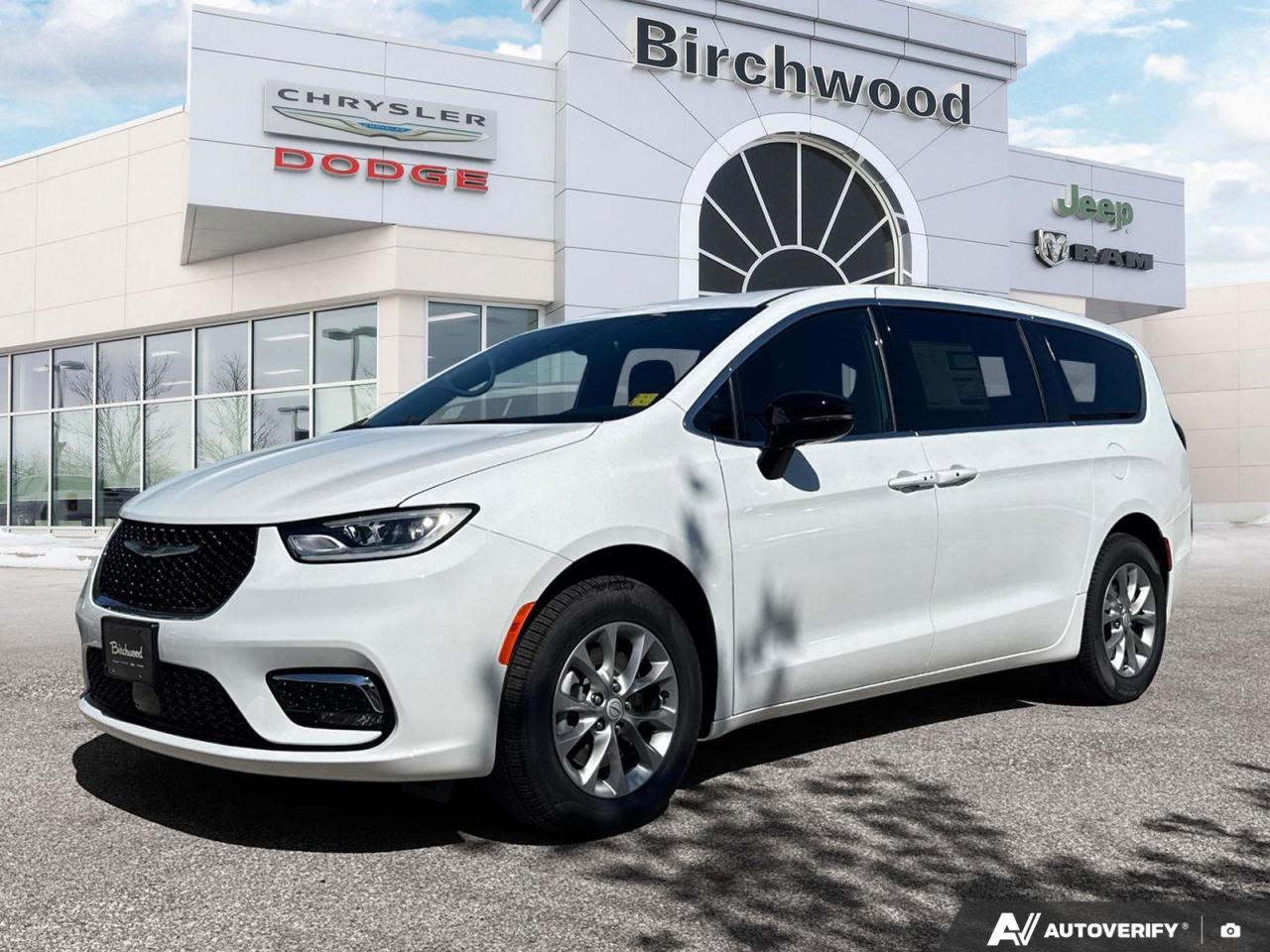 New 2025 Chrysler Pacifica Select | Winter Tires Included! | Black Friday All Month! | for sale in Winnipeg, MB