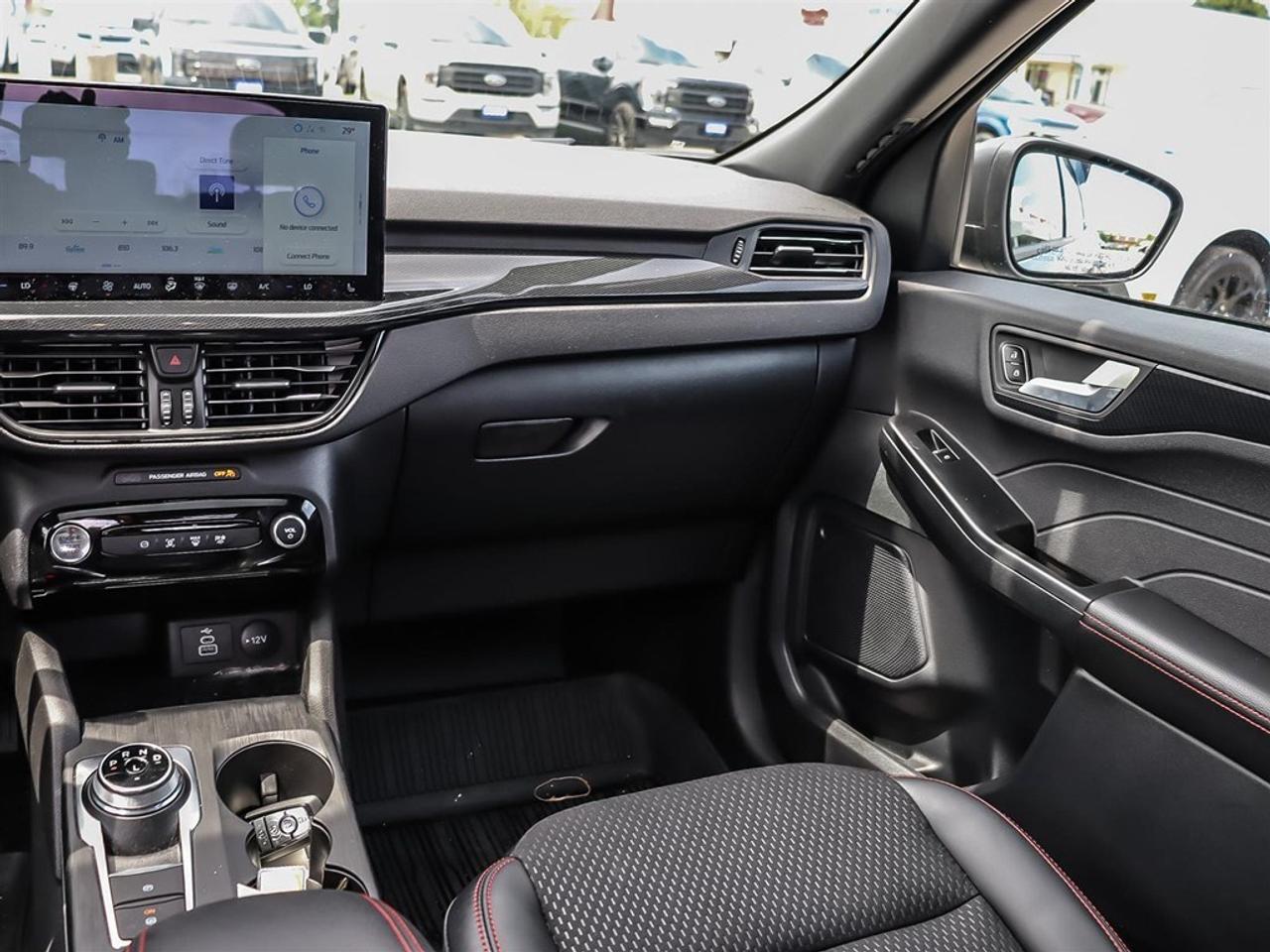 2025 Ford Escape ST-Line AWD HEV Photo