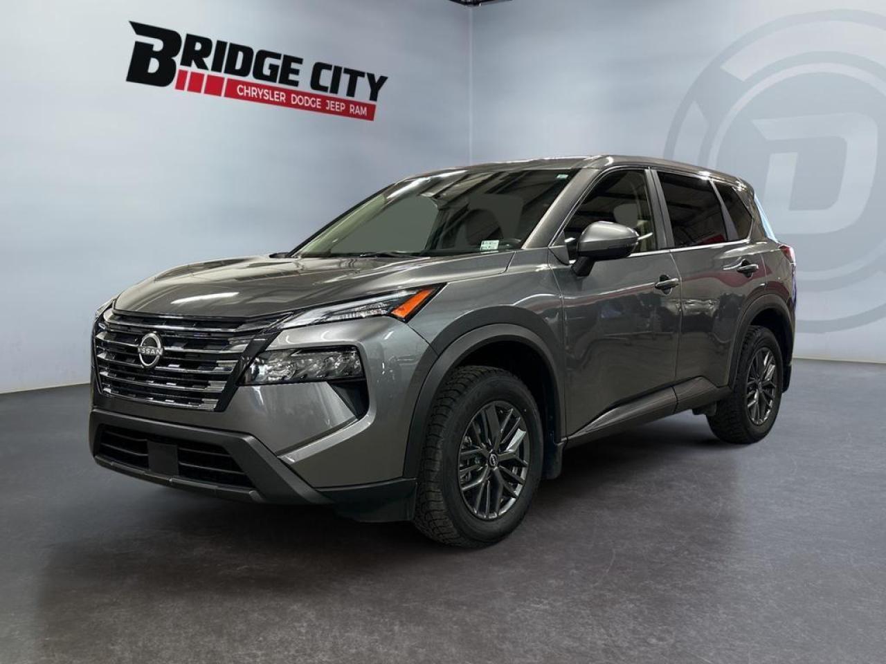 Used 2024 Nissan Rogue AWD - Blind Spot Monitoring - Heated Seats & Steering Wheel - Apple Car Play/Android Auto - Alloy Wheels for sale in Lethbridge, AB