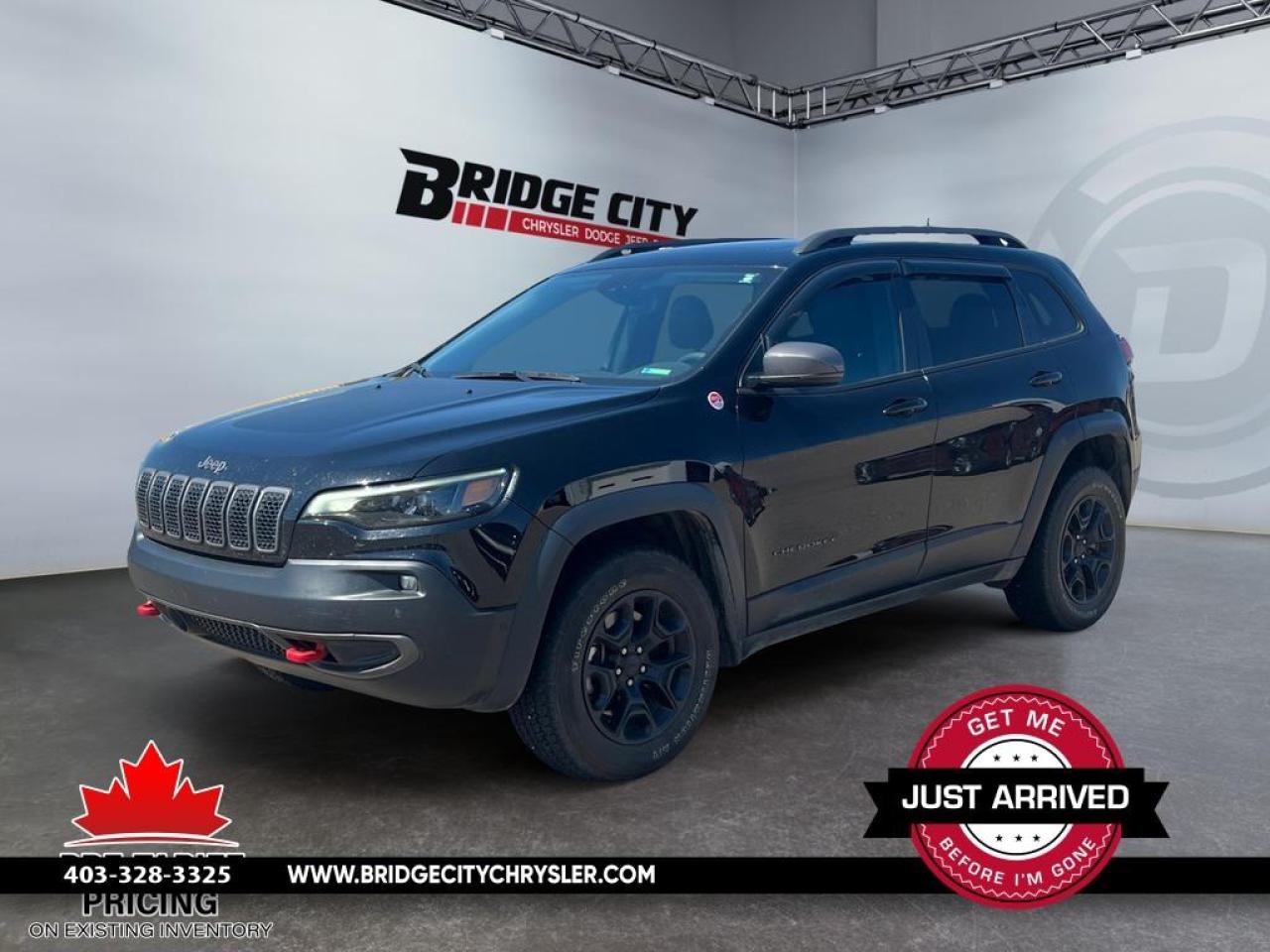 Used 2021 Jeep Cherokee Trailhawk 3.2L V6 - Elite pkg - Leather - Panoramic Sunroof - Alpine Sound - Advanced Safety Features - Local Trade for sale in Lethbridge, AB