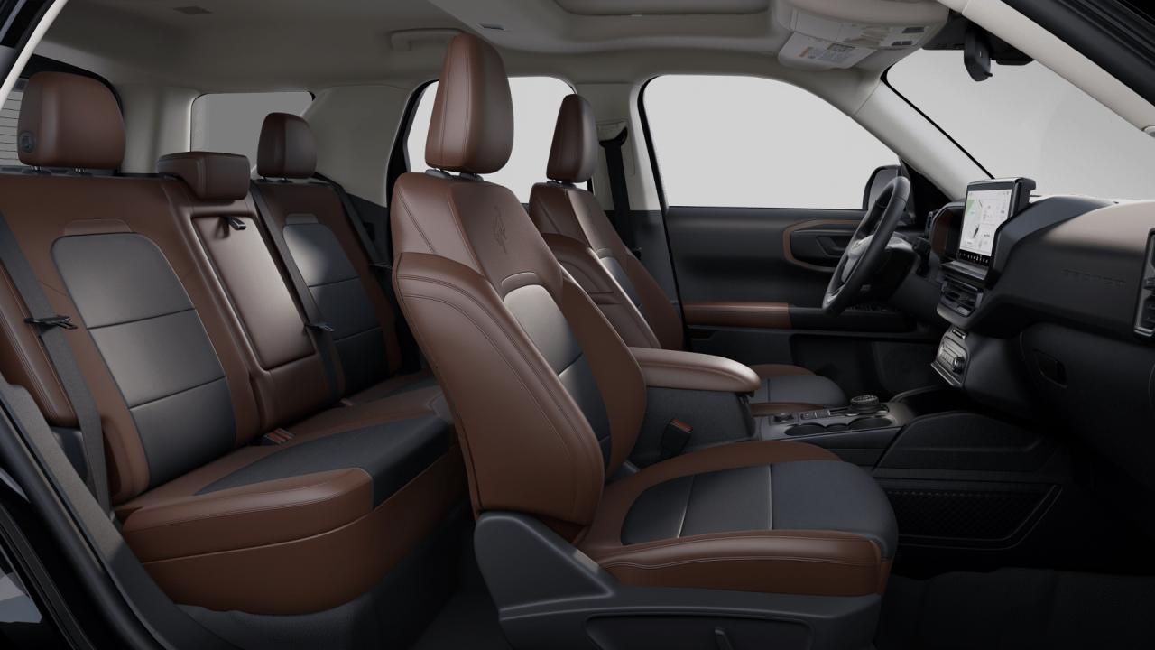 2025 Ford Bronco Sport Outer Banks Photo5