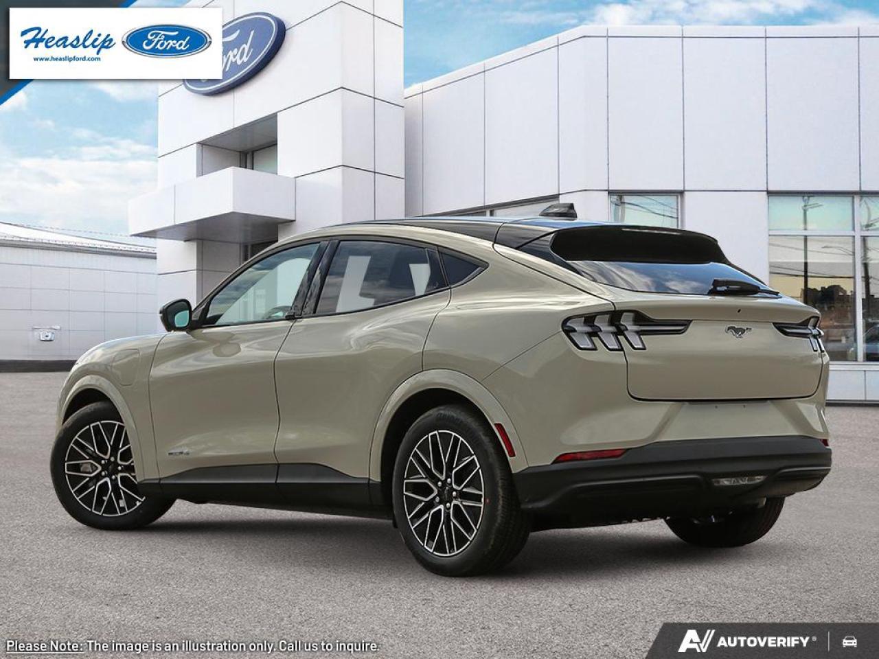 2025 Ford Mustang Mach-E Premium Photo5