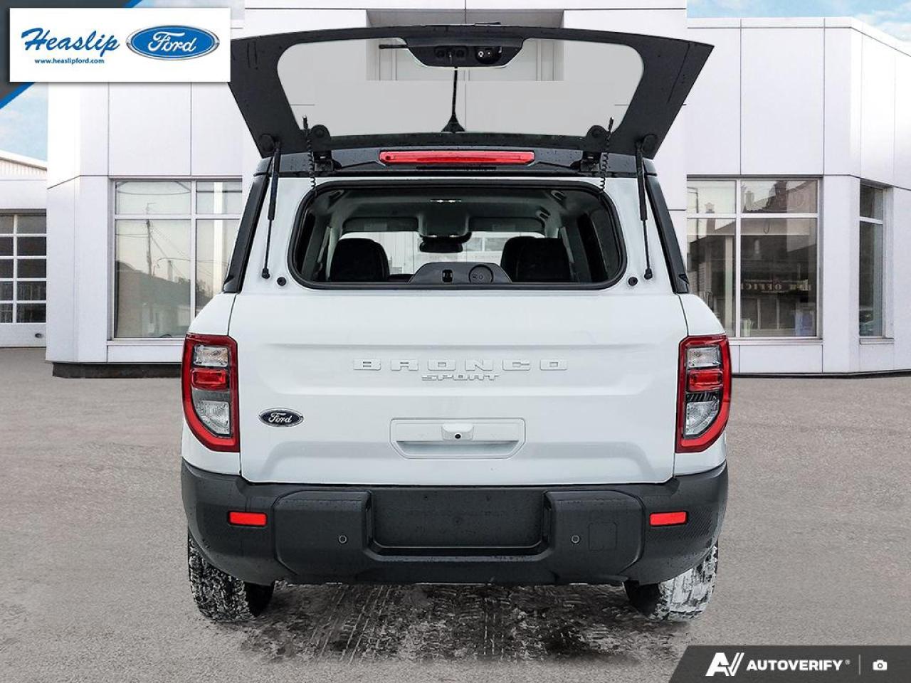 2025 Ford Bronco Sport Outer Banks Photo4