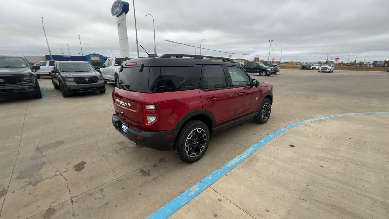 2025 Ford Bronco Sport Outer Banks 4X4 Photo5