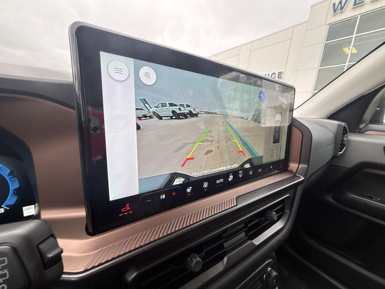 2025 Ford Bronco Sport Outer Banks 4X4 Photo5