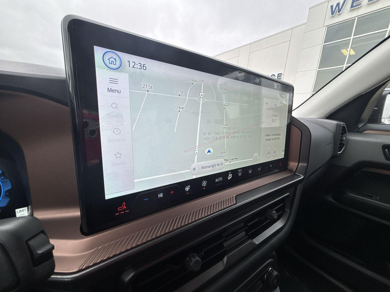 2025 Ford Bronco Sport Outer Banks 4X4 Photo5