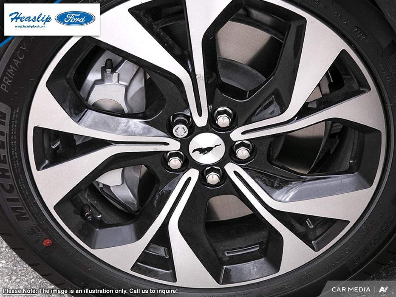 2025 Ford Mustang Mach-E Select Photo5