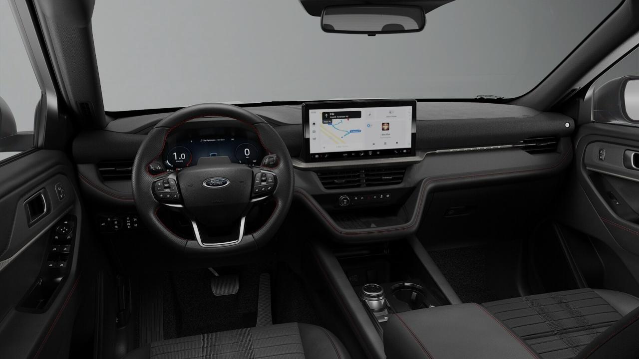2026 Ford Explorer ST-Line Photo5