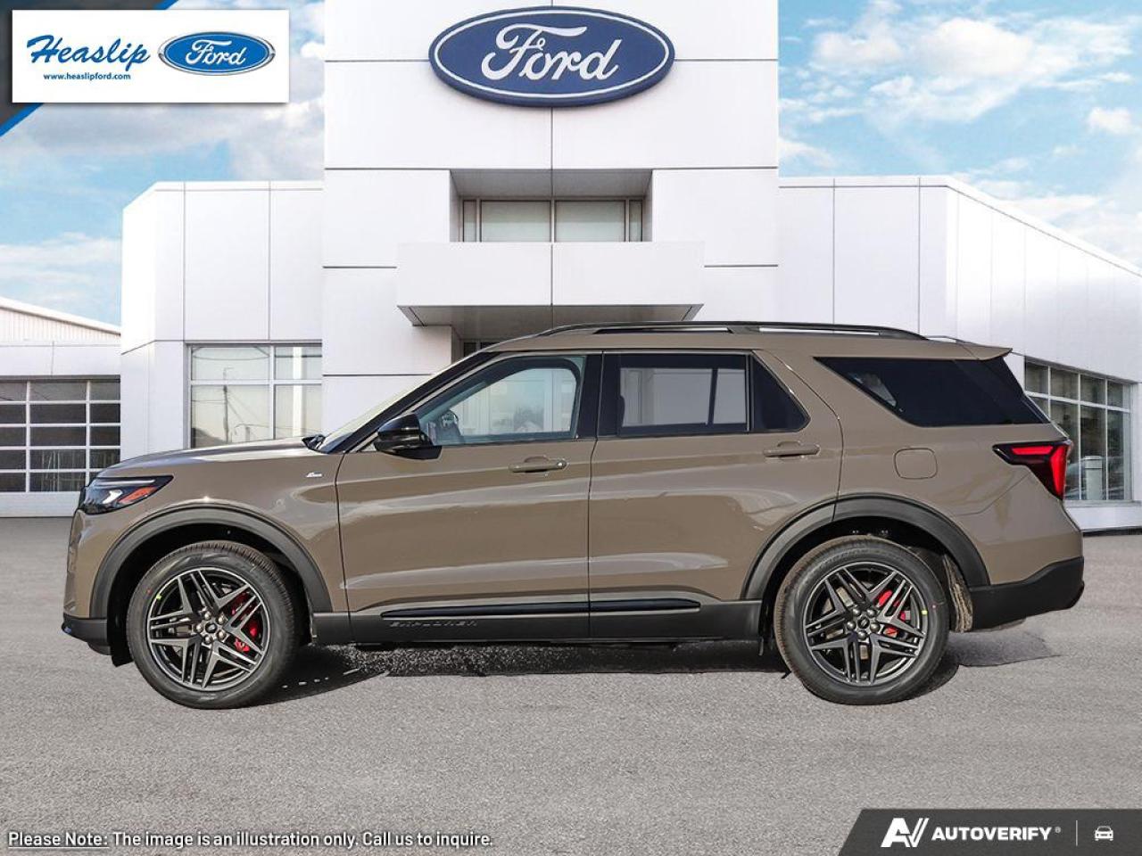 2026 Ford Explorer ST-Line Photo2