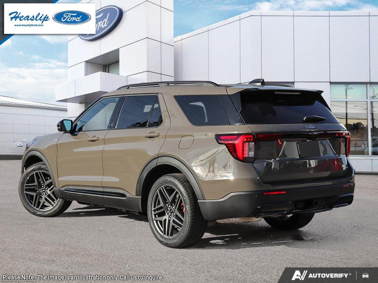 2026 Ford Explorer ST-Line Photo3
