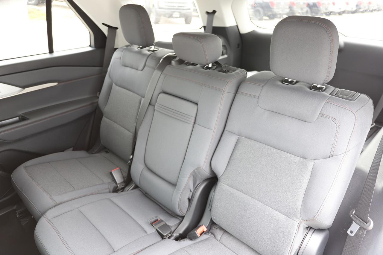 2026 Ford Explorer ACTIVE 4WD Photo5