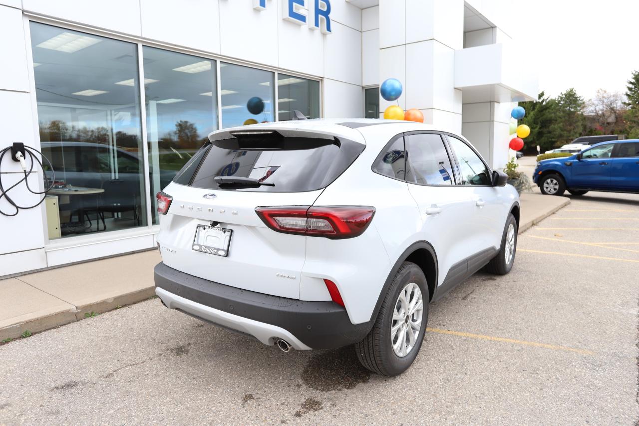 2026 Ford Escape Active AWD Photo3