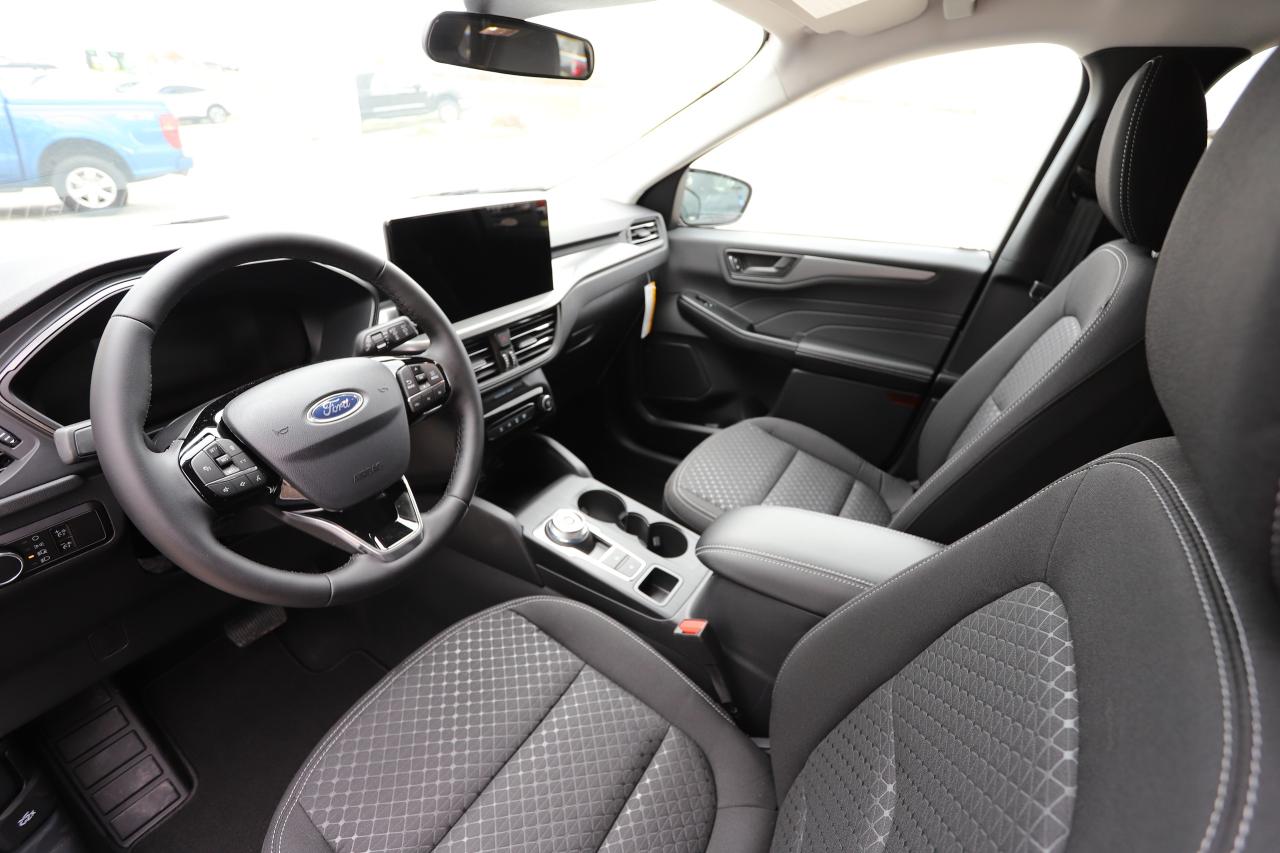 2026 Ford Escape Active AWD Photo1