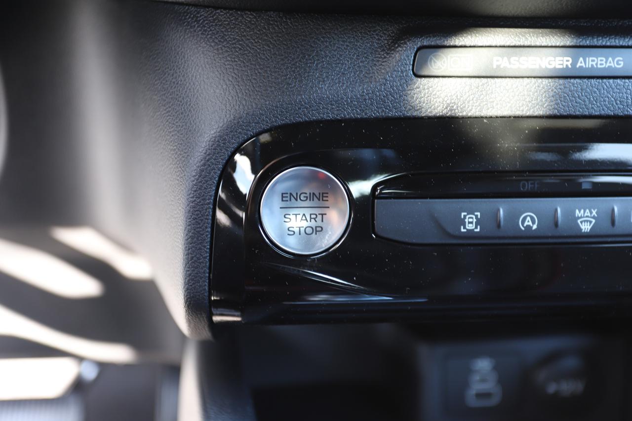 2026 Ford Escape ST-Line Select AWD Photo