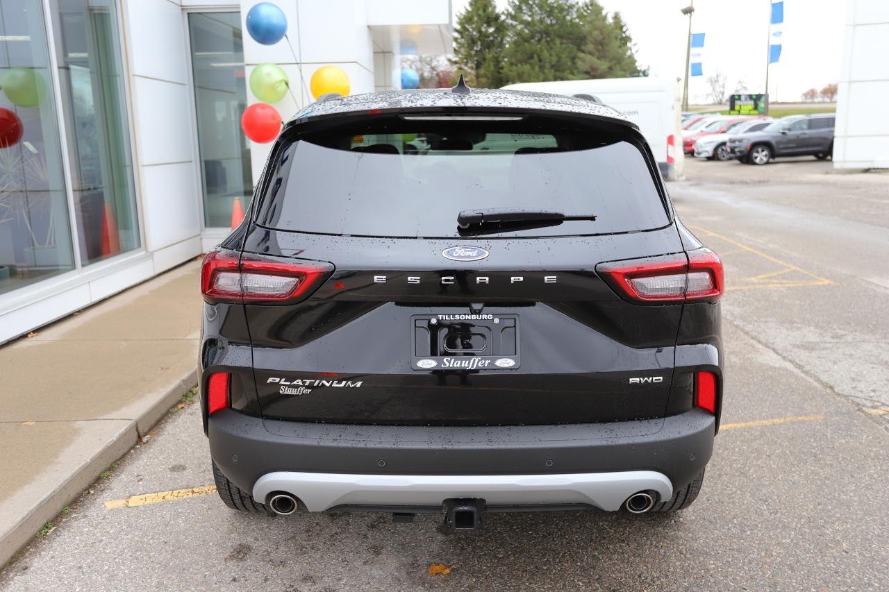 2026 Ford Escape Platinum AWD Photo5