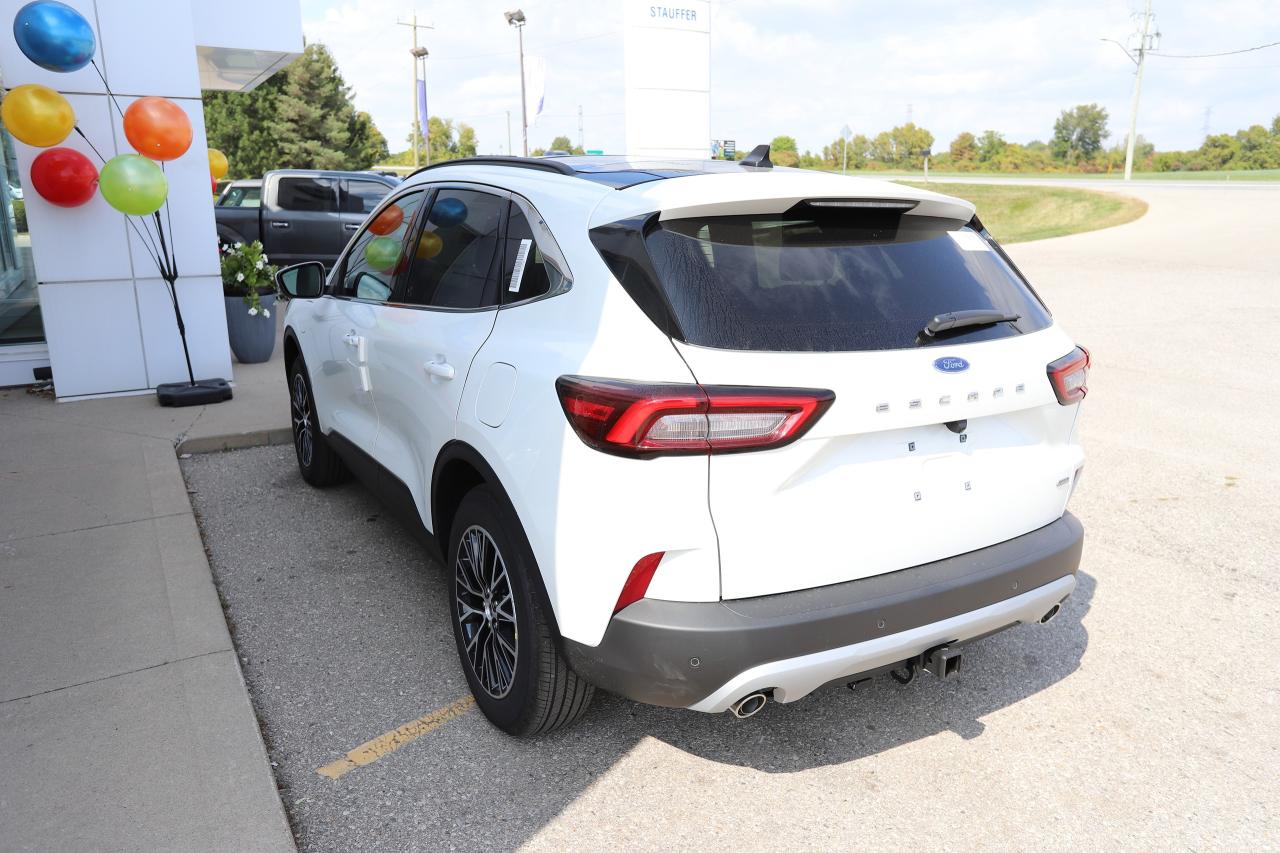 2026 Ford Escape PHEV FWD Photo5