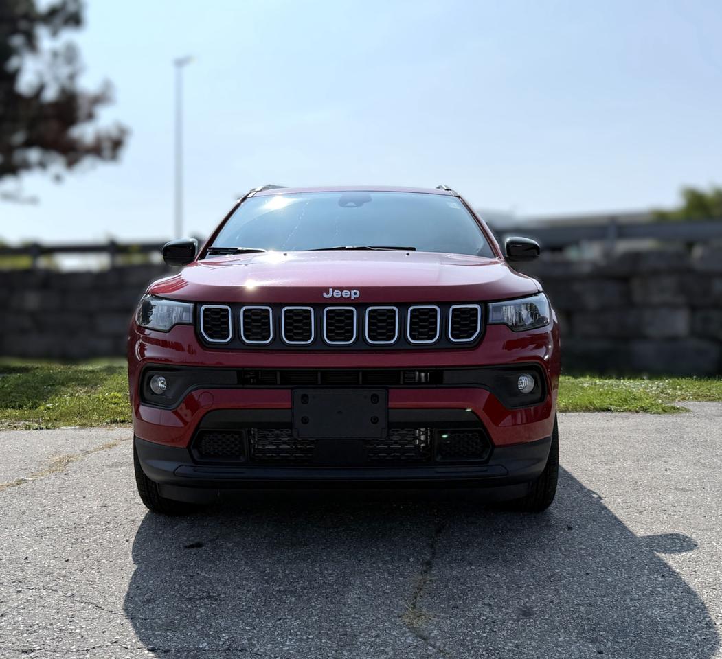 2025 Jeep Compass NORTH 4X4 Photo