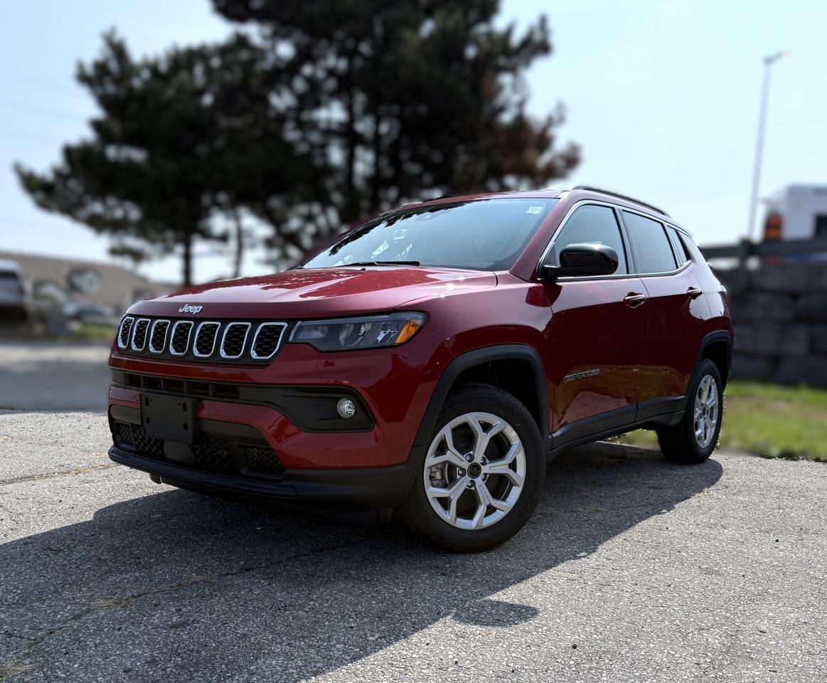 2025 Jeep Compass NORTH 4X4 Photo