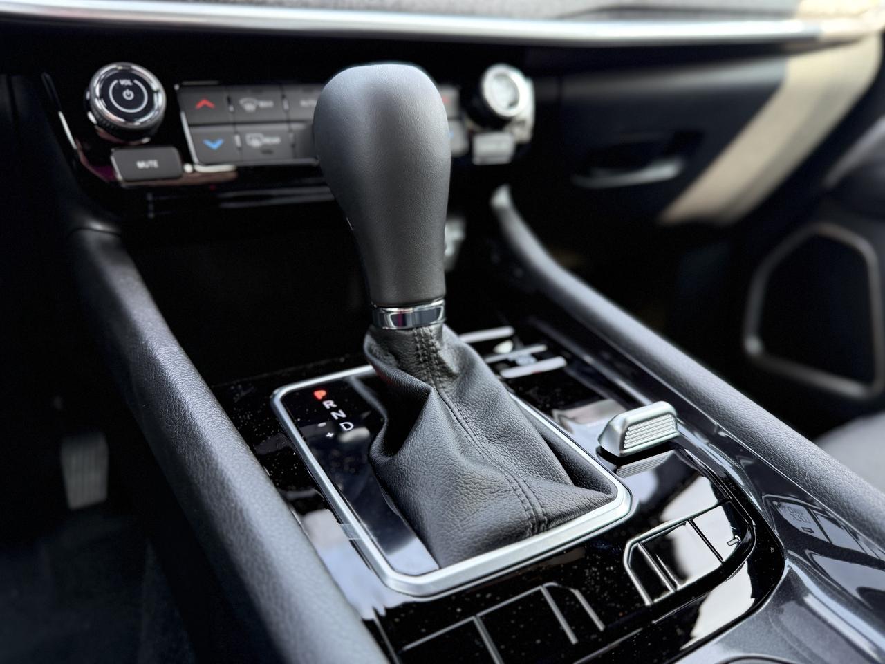 2025 Jeep Compass NORTH 4X4 Photo