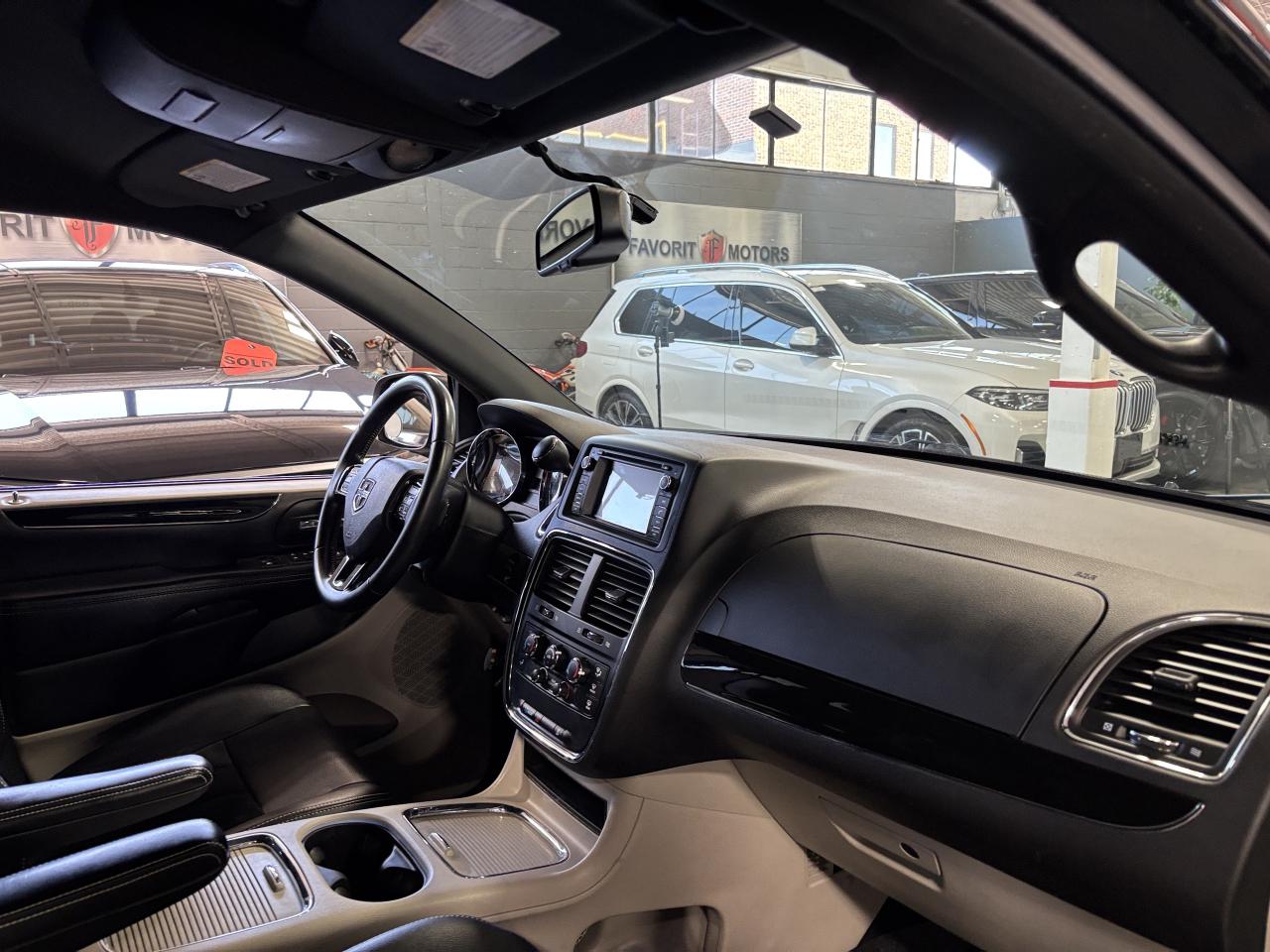 2017 Dodge Grand Caravan SXT Premium Plus|POWERDOORS|AFTERMKTDECK|STOW&GO|+ - Photo #11