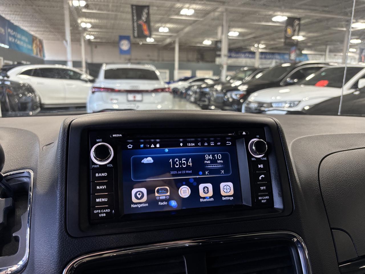 2017 Dodge Grand Caravan SXT Premium Plus|POWERDOORS|AFTERMKTDECK|STOW&GO|+ - Photo #17