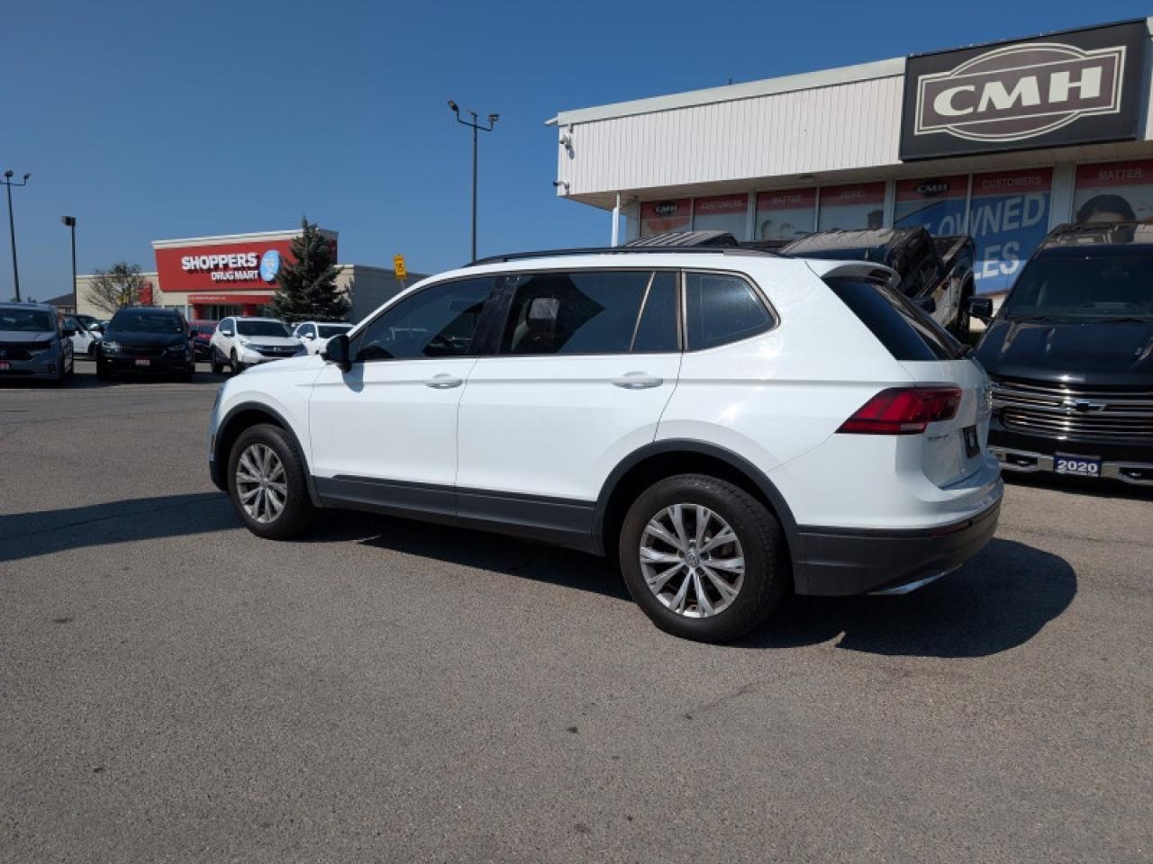 2020 Volkswagen Tiguan Trendline  **BLIND SPOT - APPLE CP** Photo2