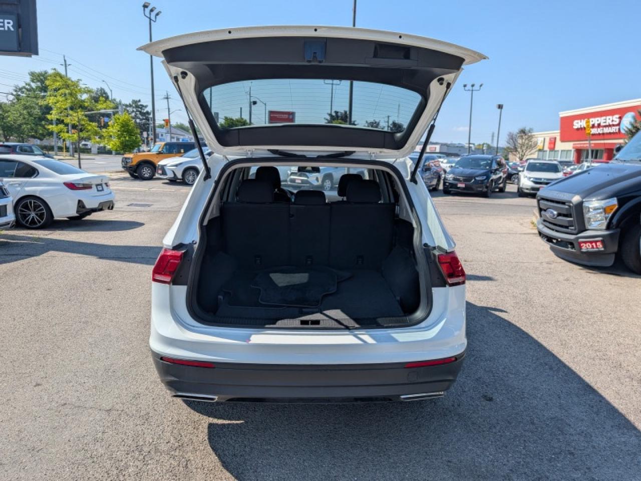 2020 Volkswagen Tiguan Trendline  **BLIND SPOT - APPLE CP** Photo