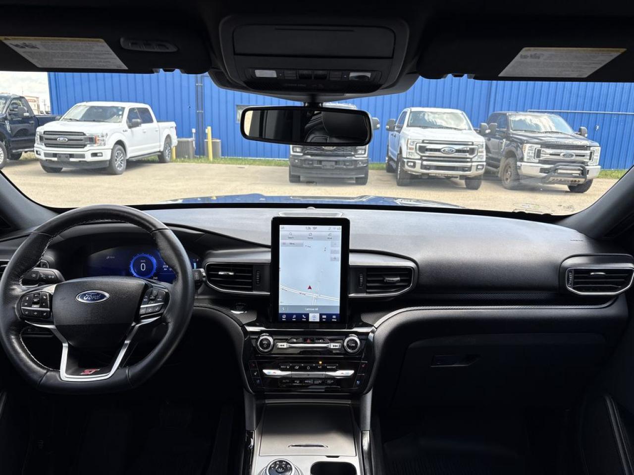 2022 Ford Explorer ST Photo5