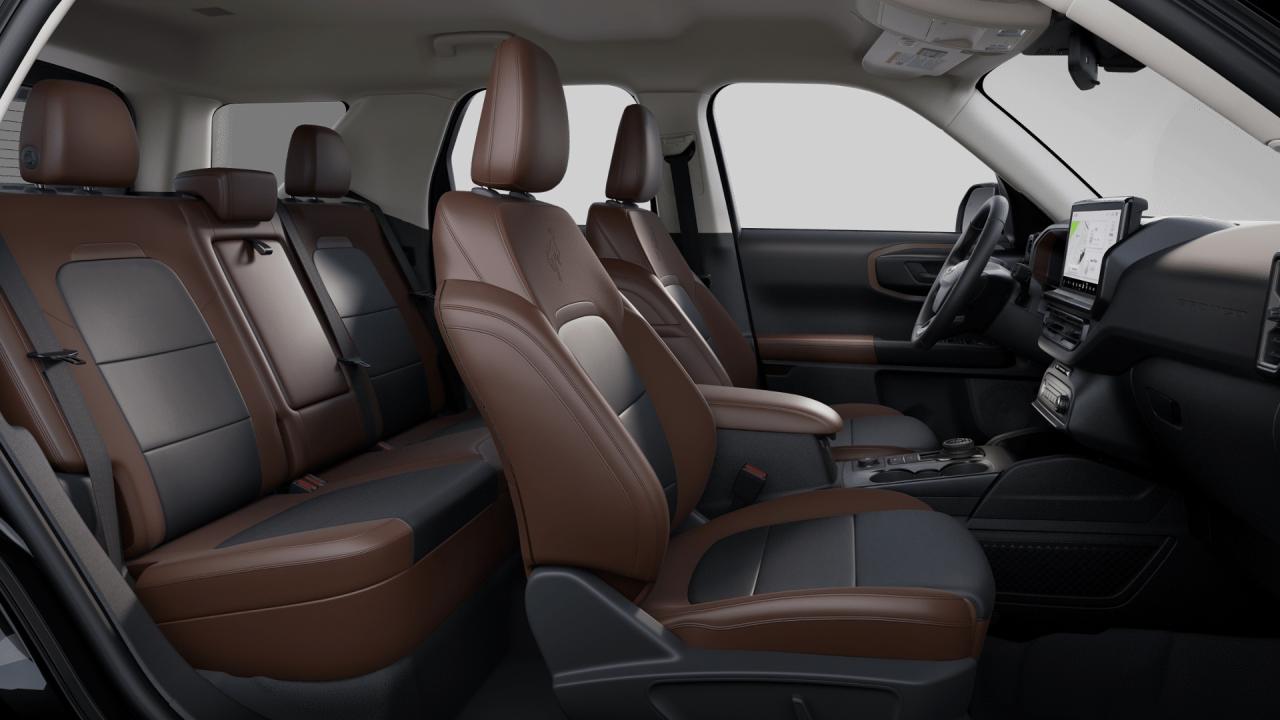 2025 Ford Bronco Sport Outer Banks Photo5