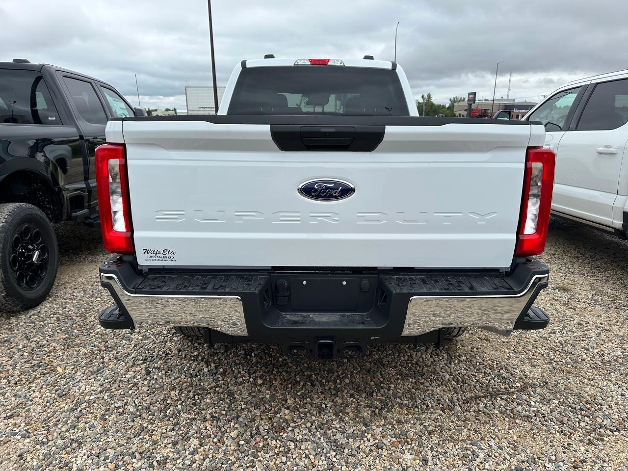 2025 Ford F-250 4X4 CREW CAB PICKUP/ 603A Photo4