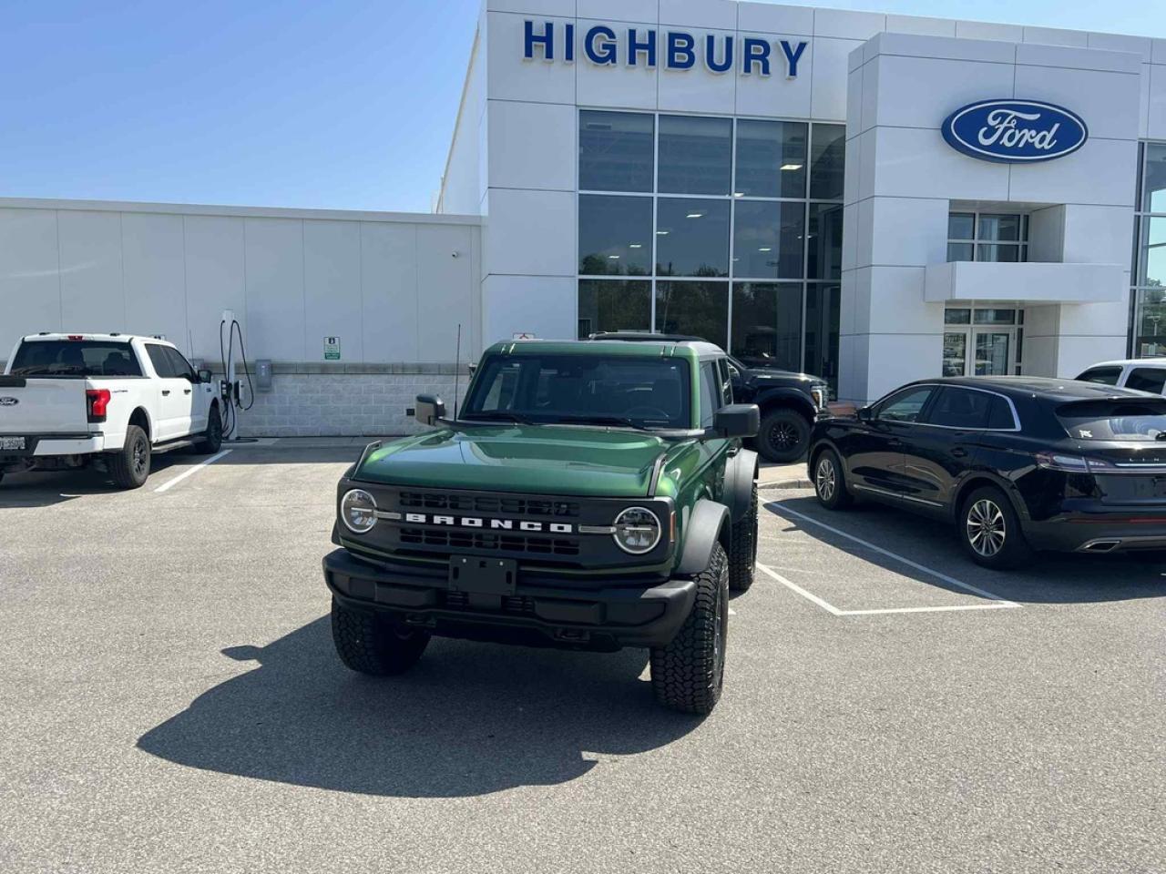 New 2025 Ford Bronco Base for sale in London, ON
