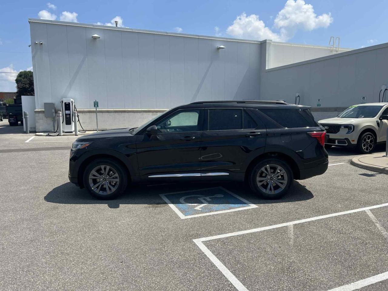 New 2025 Ford Explorer Active for sale in London, ON