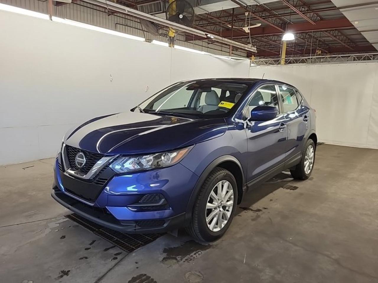 Used 2021 Nissan Qashqai S AWD | Heated Seats | CarPlay + Android | Rear Camera | Alloy Wheels | and More ! for sale in Guelph, ON