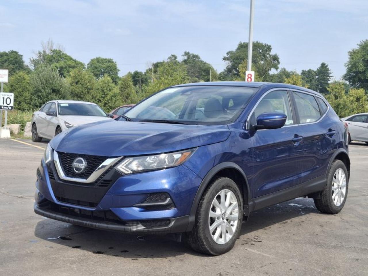 Used 2021 Nissan Qashqai S AWD | Heated Seats | CarPlay + Android | Rear Camera | Alloy Wheels | and More ! for sale in Guelph, ON
